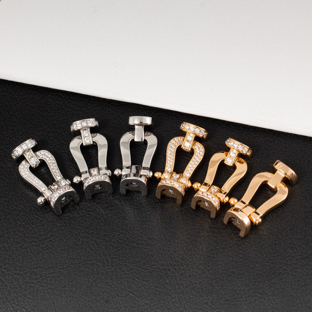 ¡®Twinkle jewelry¡¯FORCE LARGE HORSESHOE HALF DIAMOND BRACELET SILVER