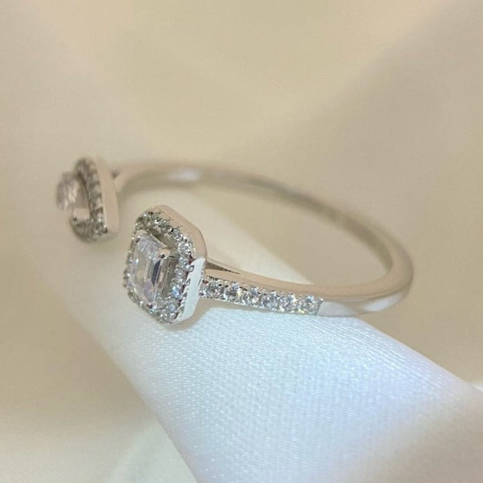 [Twinkle ]MY TWIN TOI & MOI SILVER DIAMOND RING