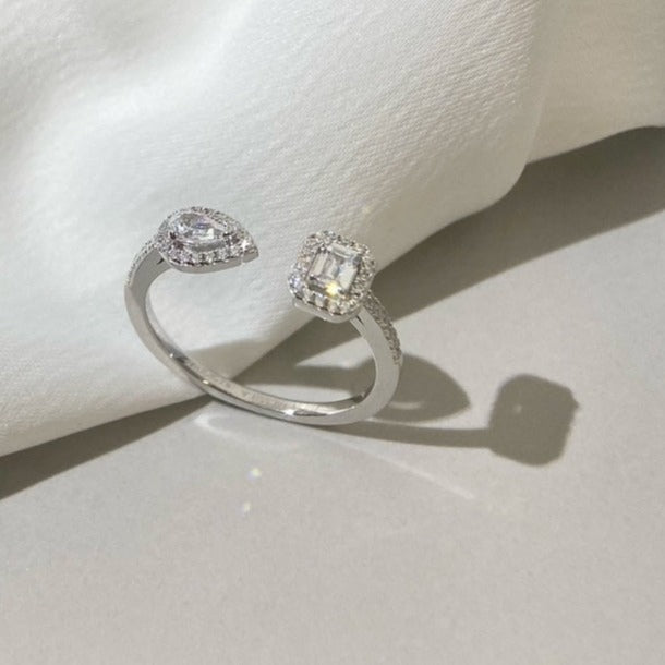 [Twinkle ]MY TWIN TOI & MOI SILVER DIAMOND RING