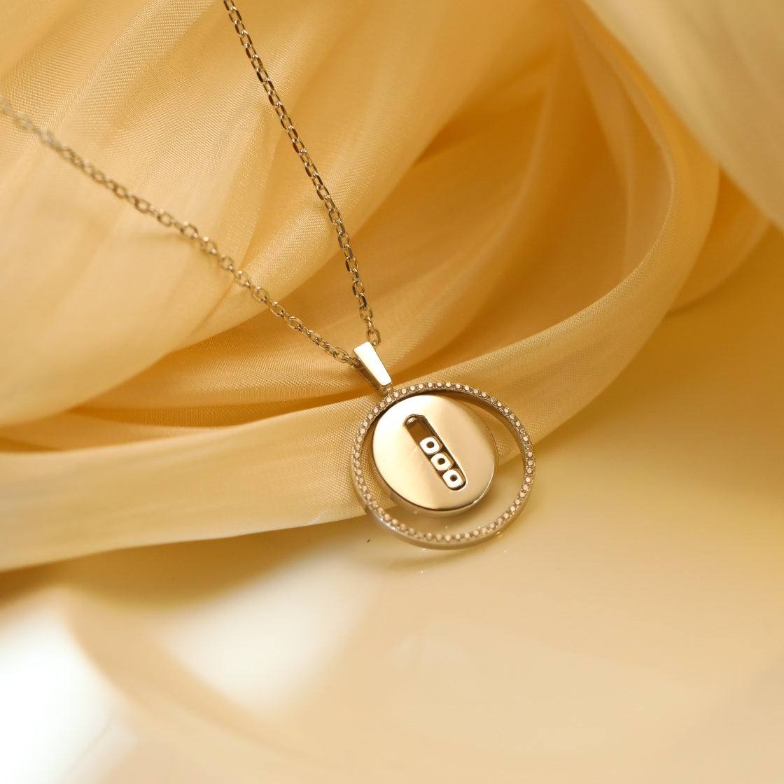 [Twinkle ]Twinkle MOVE MM SILVER DIAMOND NECKLACE